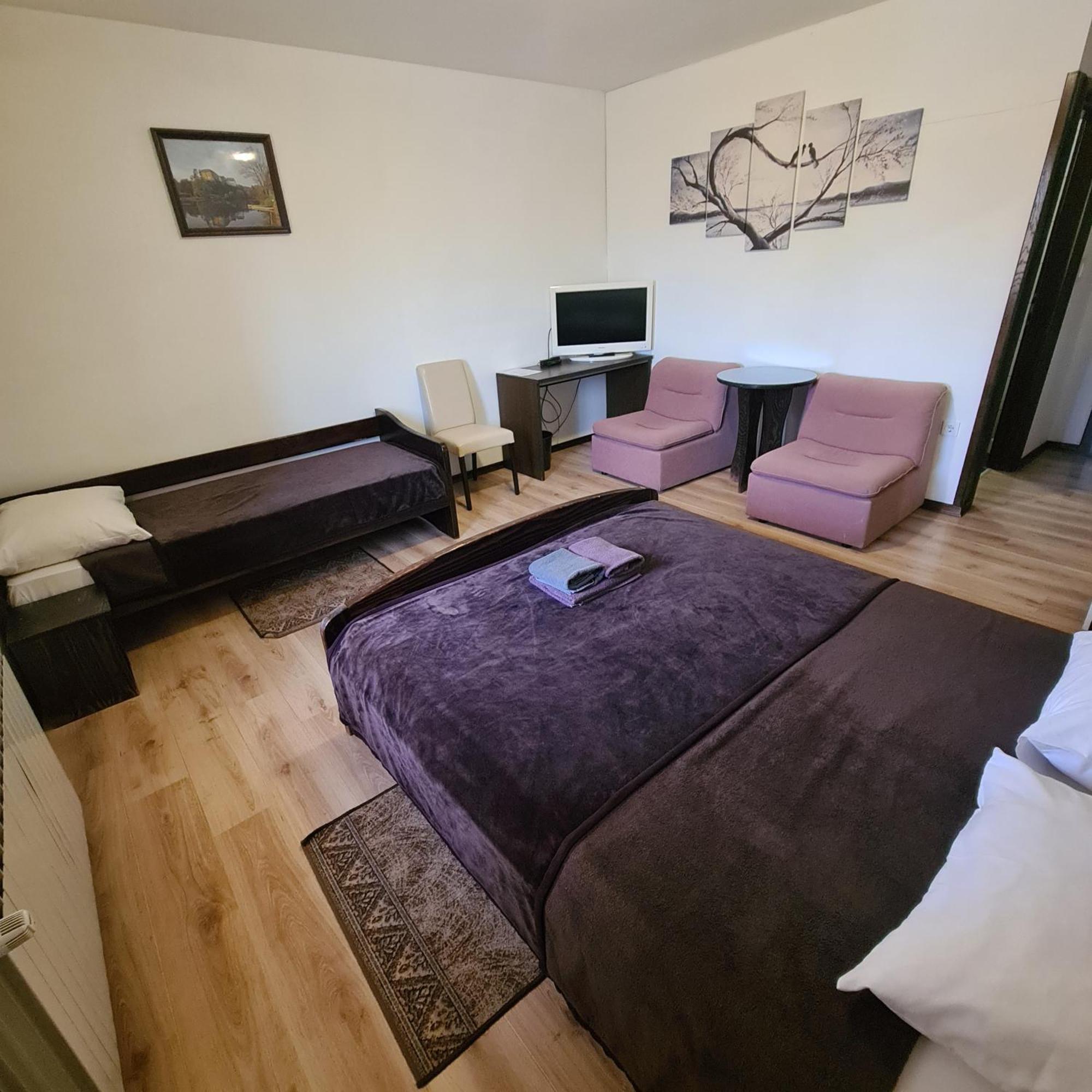 Guesthouse Kod Mosta Карловац Екстериор снимка